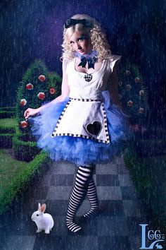 Theme Carnaval, Mad Hatter Party, Alice In Wonderland Costume, Wonderland Costumes, Hallowen Costume, Alice In Wonderland Theme, Alice In Wonderland Tea Party, Tutu Costumes