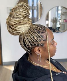 Blonde Medium Knotless Braids, Small Medium Knotless, Small Medium Knotless Braids, Knotless Braids Styles, Medium Knotless Braids, Medium Knotless, Lemonade Braids Hairstyles, Books Open, Top Knot Hairstyles