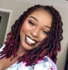 Burgundy Dreads, Dreads Black Women, Cabello Afro Natural, Beautiful Dreadlocks, Short Locs Hairstyles, Faux Locs Hairstyles, Dreadlock Styles, Dreads Styles, Protective Hairstyles Braids