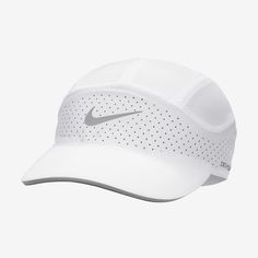 Warmup to cool down, and everywhere in-between, get started with the Nike Fly Cap. The unstructured low-depth design is made with highly breathable fabric and advanced sweat-wicking technology, so keeping cool and fresh is never a problem. The back strap is also easy to adjust, so you can focus on achieving your fitness goals. Running Cap, Running Hats, Cap Mens, Adjustable Hat, White Nikes, Moisture Wicking Fabric, Nike Dri Fit, Men Fashion, Emporio Armani