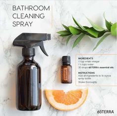 Doterra Cleaning, Natural Cleaning Recipes, Doterra Essential Oils Recipes, Natural Bathroom, Essential Oils Cleaning, Cleaning Spray, Bathroom Cleaner