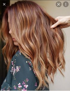 Red Hair Color Shades, Highlights Ideas, Perfect Hair Color, Color Highlights, Hair Color Shades, Medium Hairstyles