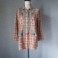 Andree By Unit Floral Embroidered Fringe Plaid Boho Shirt Button 100% Cotton Brown Condition Is Pre-Owned In Good Condition No Rips, Tears Or Holes (See Pictures). Please Note: Don't Go By Size Number, Do Check Measurements Listed Below To Determine If The Item Will Fit. Actual Measurements: Approximately (Laying Flat). -Shoulder To Shoulder: 15 Inches (Shoulder Seam To Shoulder Seam) -Sleeve Length: 22 Inches (Shoulder Seam To Cuff) -Armpit To Armpit: 21 Inches (Chest Measurement) -Length: 28 I Bohemian Embroidered Button-up Tops, Bohemian Embroidered Button-up Blouse, Embroidered Bohemian Button-up Blouse, Bohemian Button-up Shirt With Floral Embroidery, Bohemian Embroidered Button-up Shirt, Bohemian Style Button-up Shirt With Floral Embroidery, Bohemian Shirt With Floral Embroidery For Fall, Bohemian Style Floral Embroidery Button-up Shirt, Bohemian Long Sleeve Brown Shirt