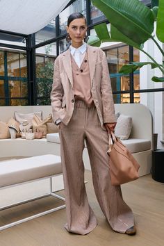 Haute Mess, Italian Chic, Trendy Fall Fashion, Stylish Work Outfits, Stylish Fashion, Brunello Cucinelli, Fashion Pants, Fashion Inspo Outfits