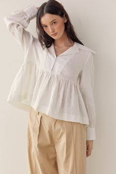 Linen collared blouse – amente Collared Blouse, Chic Blouses, Collar Blouse, Tailored Trousers, Linen Clothes, Natural Texture, Casual Jeans, S Models, Formal Occasion