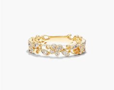 14K Yellow Gold Vine Motif Diamond Ring. This beautiful band features intricate vine patterns with round brilliant cut diamonds set all around the band. The delicate milgrain contour of the vine motif provides a vintage and romantic look to the band. This band would make a lovely wedding band or can be worn with other stackable rings. Vintage Gold Diamond Ring, Yellow Gold Wedding Set, Rings Inspiration, Paradise Wedding, Contour Wedding Band, Engagement Ring Inspiration, Wedding Vision, Gold Wedding Jewelry, Gold Diamond Wedding Band