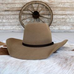 • 4X Wool Felt• HOOey Collection• HOOey Hatpin• 5 1/4" Bullrider Crown• 90 Profile• 4 1/4" Brim Felt Cowboy Hat, Felt Cowboy Hats, Cowboy Hat, Wool Felt, Cowboy Hats, Cowboy, Felt, Crown, Money