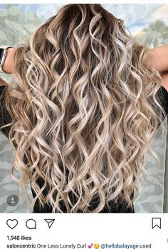 Balayage Blonde, Fishtail Braid, Hot Hair Styles, Hair Styler, Summer Hair Color, Long Curly Hair, Hair Curlers