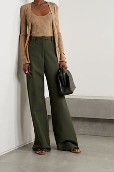 Olive Green Trousers Outfit, Olive Trousers Outfit, Green Trousers Outfit, Olive Pants Outfit, Military Green Pants, Olive Green Pants Outfit, Olive Green Outfit, Green Pants Outfit