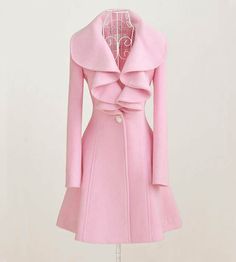 Pink Peacoat, Elegant Gothic, Dior Vintage, Long Wool Coat, فستان سهرة, Pink Coat, Turndown Collar, Woolen Coat, 가을 패션