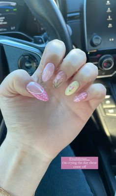 Love Shack Fancy Nails, Pastel Pink And Green Nails, Pink And Green Nail Designs, Pink Flowers Nails, Sorority Nails, Picnic Nails, Pink Nails Aesthetic, Nail Inspo Spring, Arizona Nails