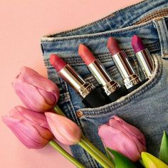 Avon Facebook, Avon Ideas, Avon Beauty Boss, Lipstick Photos, Corrective Makeup, Creative Photography Projects, Beauty Video Ideas, Beauty Makeup Photography