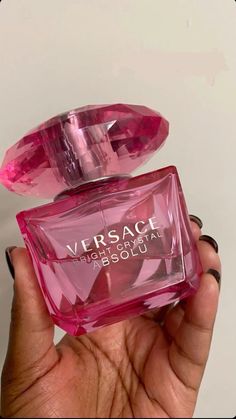 Versace Bright Crystal Absolu, Bright Crystal Absolu, Purple Perfume, Koleksi Parfum, Versace Perfume, Purple Bottle, Expensive Perfume, Versace Bright Crystal, Bright Crystal