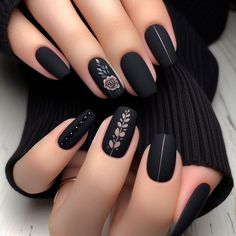 simple floral nail design Fun black nail design inspiration Black Nail Ideas, Black And White Nail, Black And White Nail Art, Matte Black Nails, Black Nail Art, Stylish Nails Designs, Goth Nails, White Nail Art, Black Nail Designs