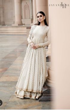 Skirts For Fall, Indian Bridesmaid Dresses, Indian Wedding Gowns, Designer Sarees Wedding, Function Dresses, Jayanti Reddy, Anarkali Dress Pattern, Frock Fashion, Traditional Indian Dress