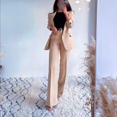 Polyester Elegant Zara Pantsuit With Pockets, Elegant Zara Pantsuit For Fall, Chic Beige Pantsuit For Fall, Chic Full Length Fall Suits, Chic Full Length Suits For Fall, Zara Pantsuit With Pockets For Fall, Zara Straight Pantsuit For Fall, Beige Wide-leg Pantsuit For Fall, Fall Beige Notch Lapel Pantsuit