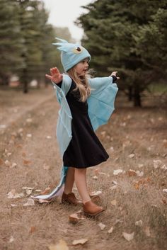 The Original Handmade Summer the Fastfin Dragon slip-on Cape like on Rescue Riders. Easy-on sleeves make this a perfect Dress-up costume, kids can take them on and off themselves.♥If you are worried about size, ALWAYS go up a size.♥This is for just the Costume, if you would like the hat check herehttps://www.etsy.com/listing/950975630/full-summer-summer-rescue-riders-dragon♥Made From Soft durable Fleece♥♥Machine Washable- Wash cold and lay out to dry or on low heat♥♥Easy-on sleeves, your little Dragon Family Costume Ideas, Toddler Dragon Costume, Boys Dragon Costume, Hiccup Costume, Dragon Onesie, Rescue Riders