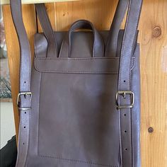 New Brown Backpack Large Size All Leather Handmade In The Usa By Redmaus ~ Etsy Fits Laptop 20 X 30 X 36 Cm Louis Vuitton Luggage Tag, Brown Backpack, Louis Vuitton Luggage, Brown Backpacks, Straw Handbags, Red Purses, Crossbody Tote Bag, Vegan Bags, Cross Bag