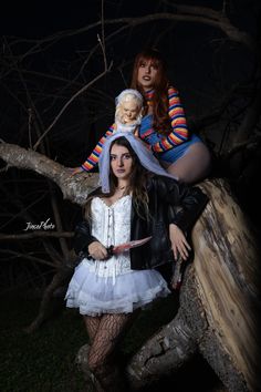 Chucky and Tiffany Halloween Costume Tiffany Halloween Costume, Girlfriends Photoshoot, Chucky And Tiffany, Tiffany Girls, Couples Halloween Costumes, Ideas For Autumn, Autumn Weddings