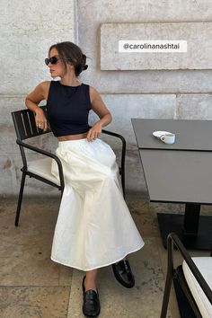 Elastic Waist Cotton Midi Skirt White Midi White Skirt Outfit, White Midi Skirt Outfit, Mid Skirt Outfits, Linen Skirt Outfit, Midi Rock Outfit, Closet Outfits, White Skirt Outfits, Skirt Outfit Summer, White Linen Skirt