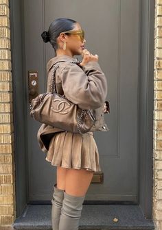 Mini Skirt Tshirt Outfit, Dr Closet, European Summer Outfits, Baddie Aesthetic, Foto Poses, Looks Street Style, Looks Black