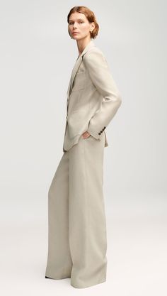 Our Weekend Blazer is made from linen. This quintessential outerwear piece features multiple pockets both at the exterior and interior, in addition to a classic fit and a two-button closure. Elaine Welteroth, Denim Vests, Linen Shop, In Addition, New Career, Short Jumpsuit, Linen Women, Dress Suits, Blazer Dress