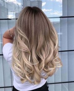 Blonde Carmel Hair Color, Blonde Balayage On Medium Length Hair, Blonde Balayage On Medium Brown Hair, Light Brown Hair With Blonde Balayage, Hair Color Ideas For Blondes Winter, Cool Toned Blonde Balayage, Blondette Hair, Blonde Hairlights, Winter Blonde Hair Balayage