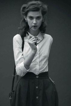 40s Mode, 40s Style, Look Retro, 40s Fashion, Vintage Grunge, 1940s Fashion, Moda Vintage, Mode Vintage