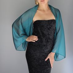 A very elegant chiffon sleeves wrap for your wedding party or evening dress. Made of soft chiffon, very comfortable and easy to wear. Color: teal blue green ( other colors are available ) Size : unique / fits all You can use it as a wrap, shawl or stola. WE have matching bags in our Etsy Shop! WE accept credit cards! Dress Coverup Ideas, Prom Jacket, Wedding Guest Outfit Winter, Green Peacock, Wedding Shrug, Chiffon Sleeves, Bolero Wedding, Shrugs And Boleros, Blue Peacock