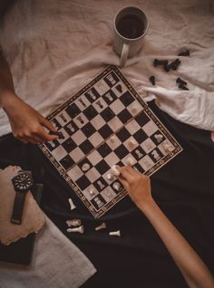 Chess/photography/play/flatlay Chess Playing Aesthetic, Chess Board Photography, Chess Couple, Couple Playing Chess, Chess Photography, Bookish Fanart, Ali Hazelwood, Flatlay Photography