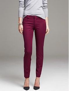 Sloan-Fit Slim Ankle Pant - Pants...BR $90 minus 45%...lingon berry and/or Atlantic taupe.  16 Outfit Pantalon Vino, Mommy Things, Burgundy Pants, Basic Wardrobe, Fitted Dress Pants, Fashion Watch, Fashion Victim, Classy Chic