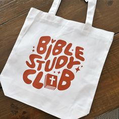 Carry your Bible and study accessories in this adorable tote! Burnt orange vinyl lettering and spacious bag make for a great on hand accessory, for the girl on the go! Study Accessories, Totes Ideas, Inspire Bible, Christian Graphics, Orange Vinyl, Christian Tote Bags, Bible Bag, Inspire Bible Journaling, Hand Accessories