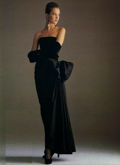 Black Swan Prom Dress, Villian Aesthetic Outfit, Black Tie Aesthetic, 1990s Runway, Fashion Fairytale, Dorothy Dandridge, Vogue Editorial, Brand Clothes