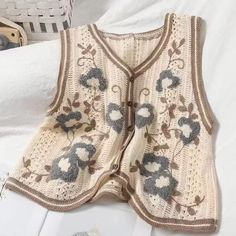 Short Loose Sleeveless Sweater Vest For Spring AutumnLength:48cmBust:90cm Cottagecore Aesthetic Clothes, Waistcoat Woman, Floral Vests, Cottagecore Outfits, Sleeveless Sweater Vest, Floral Sweater, Female Clothing, Sleeveless Cardigan, Mode Inspo