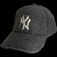 Color: GRAY NY hat  Adjustable  Unisex Teddy material Winter Sporty Curved Brim Baseball Cap, Winter Snapback Hat For Streetwear, Winter Streetwear Dad Cap, Curved Brim Dad Hat For Winter Streetwear, Sporty Baseball Cap For Winter Sports, Sporty Winter Baseball Cap For Streetwear, Sporty Winter Baseball Cap For Sports, Sporty Winter Baseball Cap, One Size Fits Most Winter Sports Baseball Cap