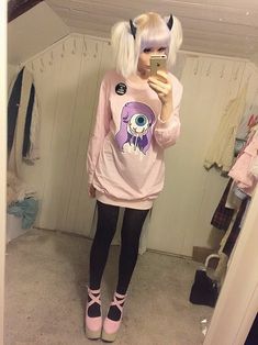 Menhera Fashion, Buy Outfits, Creepy Cute Fashion, Pastel Goth Aesthetic, Goth Outfit Ideas, Pastel Goth Outfits, Black Candy, Pastel Goth Fashion, Pastel Grunge