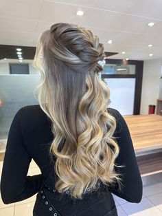 Cute Ponytail Hairstyles, Fall Wedding Hairstyles, Really Long Hair, Dyed Hair Inspiration, Mom Hairstyles, Brown Blonde Hair, Easy Hairstyles For Long Hair, Latest Hairstyles