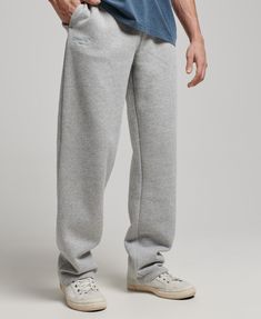 Gray Sweatpants Outfit Men, Gray Sweatpants Man, Straight Joggers, Gray Sweatpants Outfit, Straight Sweatpants, Baggy Sweatpants, Sweatpants Outfit, Joggers Outfit, Grey Sweatpants