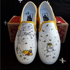 Winnie The Pooh Custom Vans All Sizes Available!! Painted Vans Shoes, Custom Slip On Vans, Customize Shoes, Hand Painted Vans, Vans Orange, Vans Shoes Fashion, Painted Canvas Shoes, Painted Vans, Custom Painted Shoes