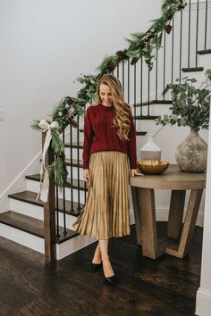 dress up for a holiday party with this beautiful gold pleated skirt from walmart! Gold Pleated Skirt Outfit, Simple Christmas Outfits, Holiday Party Outfit Work, Plated Skirt, Office Party Outfits, Christmas Choir, Casual Holiday Outfits