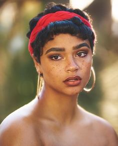 Aiyana Lewis Short Hair, Neat Hairstyles, Hairstyles Reference, Aiyana Lewis, Dnd Oc, Wavy Haircuts, Curly Pixie, Inspo Pics, Hair Red