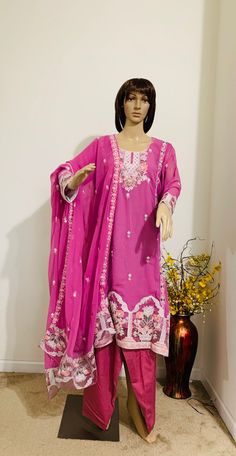 Product code-210 Kurti - mauve pink goergette with butterfly silk lining  Pants- plain mauve pink butterfly silk Orna- goergette  Work- thread embroidery  Size 40"42"44" Hip-46" Semi-stitched Pink Lawn Suit With Dabka Work, Pink Georgette Lawn Suit Straight Kurta, Festive Pink Lawn Suit With Dabka Work, Pink Embroidered Georgette Lawn Suit, Pink Chanderi Lawn Suit With Dabka, Pink Chanderi Lawn Suit For Wedding, Festive Pink Georgette Lawn Suit, Pink Anarkali Lawn Suit With Dabka Work, Eid Pink Kurta With Dabka Work