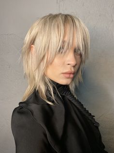 Punk Haircut, Layered Haircut Ideas, Haircuts For Medium Length Hair, Edgy Haircuts, Punk Hair, Layered Haircut, Hair Medium, Edgy Hair, Medium Length Hair