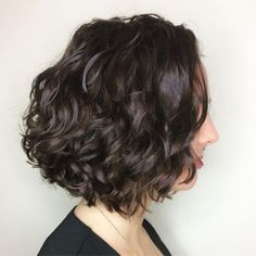 Brunette Curly Bob Hairstyle Blonde Balayage Bob, Cute Bob Hairstyles, Lob Hairstyle, Short Curly Hair