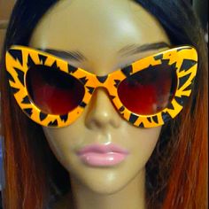 Beautiful & Stylish Sunglasses That Have Tiger Print Combined With A Cute Cat Eye Design. This Combo Definitely Makes These Sunglasses A Great Look To Beat The Sun. >All Reasonable Offers Are Welcome< Trendy Orange Tinted Cat Eye Sunglasses, Summer Leopard Print Sunglasses With Tinted Lenses, Retro Orange Cat Eye Sunglasses, Tiger Sunglasses, Summer Cat Eye Leopard Print Sunglasses, Cat Eye Design, A Cute Cat, Stylish Sunglasses, Tiger Print