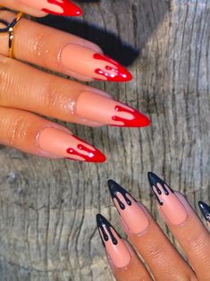 Creepy Dripping Blood Nails/ Halloween Press on Nails Etsy Drip Design On Nails, Black And Red Blood Drip Nails, Black Nails With Blood Drip, Black Blood Nails, Red Drip Nails, Drip Nails Design, Black Drip Nails, Red Blood Nails, Blood Drop Nails