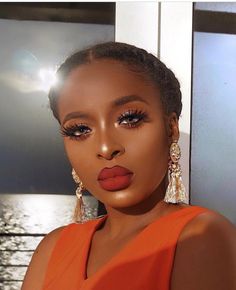 Burnt Orange Makeup Look Black Women, Orange Dress Makeup Ideas, Mua Life, Thanksgiving Makeup Looks, Sassy Diva, Pin Up Makeup, Gold Makeup Looks, Brown Girls Makeup, Natural Glam Makeup