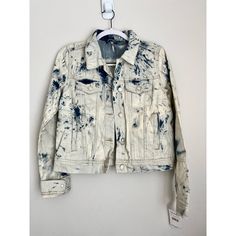 Free People Jones Tie Dye Blue Rumors Denim Jean Jacket. Has A Vintage Color To It. It’s Like A White, That’s Aged, But The Garment Is New. It’s Made To Look That Way. Machine Wash Cold, With Like Colors. Use Only Non-Chlorine Bleach Tumble, Dry Low. Pit To Pit: 18 In With Buttons Closed. Length: 21 In. This Garment Has Four Pockets, And A Button Down Front. You Could Also Role Of The Sleeves A Bit , For Another Look. Spring Washed Blue Cotton Denim Jacket, Fall Bleached Blue Denim Jacket, Trendy Bleached Outerwear For Fall, Long Sleeve Bleached Denim Jacket For Spring, Bleached Long Sleeve Denim Jacket For Spring, Casual Bleached Cotton Outerwear, Casual Cotton Bleached Outerwear, Casual Cotton Outerwear With Bleached Detail, Blue Relaxed Fit Denim Jacket For Spring