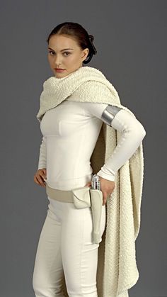 Padme Star Wars, Padme Amidala Costume, Natalie Portman Star Wars, Padme Costume, Star Wars Costumes Diy, Disfraz Star Wars, Star Wars Padme Amidala, Amidala Star Wars, Star Wars Halloween Costumes