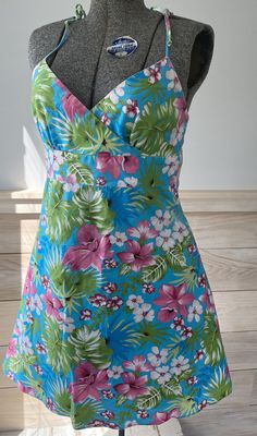 Tropical Flower Print Dress Boston Proper Size 8 Hawaiian Lined Made In USA | eBay Spring Hawaiian Sundress With Tropical Print, Blue Hibiscus Print Dress For Spring, Blue Spring Dress With Hibiscus Print, Spring Blue Dress With Hibiscus Print, Hawaiian Sleeveless Spring Dress, Spring Sleeveless Sundress With Hibiscus Print, Sleeveless Sundress With Hibiscus Print For Spring, Casual Hibiscus Print Dresses For Beach Season, Tropical Floral Print Dresses